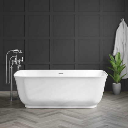 Farnham 1700 Thin Edge Freestanding Acrylic Bath